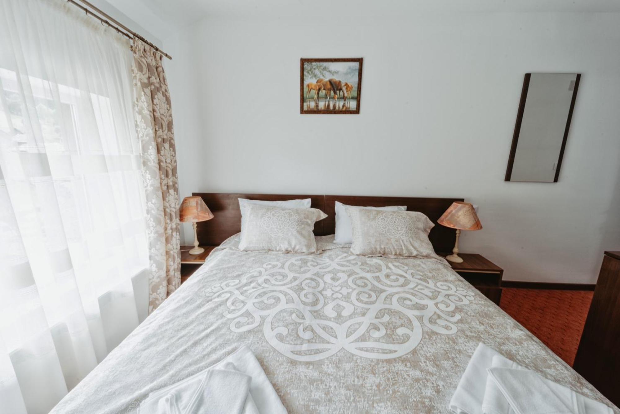 Complex Turistic Constantin Bucovina Otel Câmpulung Moldovenesc Dış mekan fotoğraf